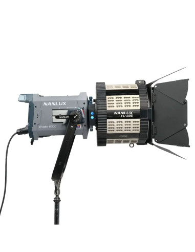 NANLUX FL-22E MOTORIZED FRESNEL LENS 15 GRADI-48 GRADI FOR EVOKE 600C BOWENS ELECTRONIC BE-MOUNT