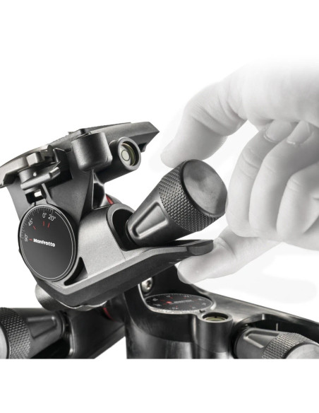 Testa a tre movimenti con controllo micrometrico