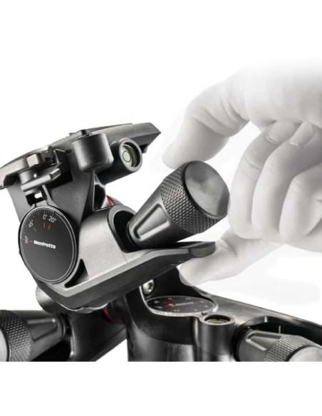 Testa a tre movimenti con controllo micrometrico