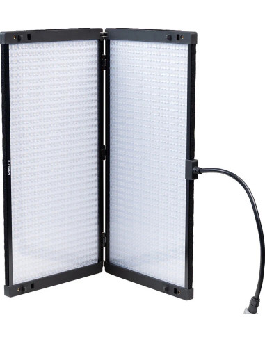 Pavoslim 240CL LED RGBWW PANEL