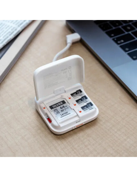 PGYTECH P-GM-396 CREATEMATE HIGH-SPEED MINI CARD READER CASE IVORY WHITE