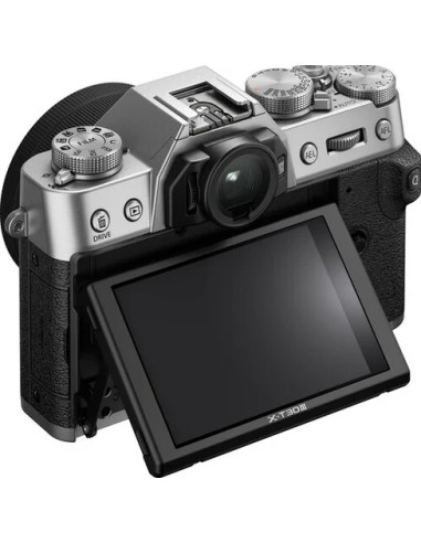 X-T30 III + 13-33mm f/3.5-6.3 Silver