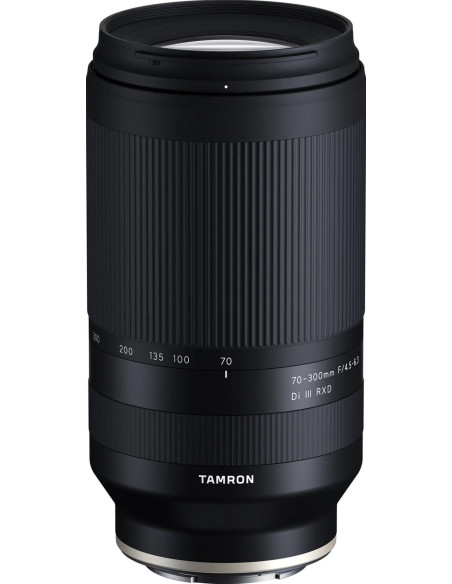 70-300mm f/4.5-6.3 Di III RXD Sony E-Mount