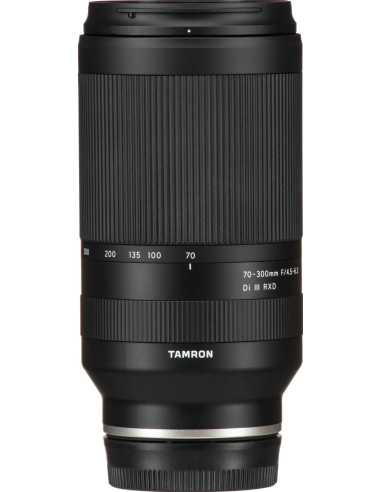 70-300mm f/4.5-6.3 Di III RXD Sony E-Mount