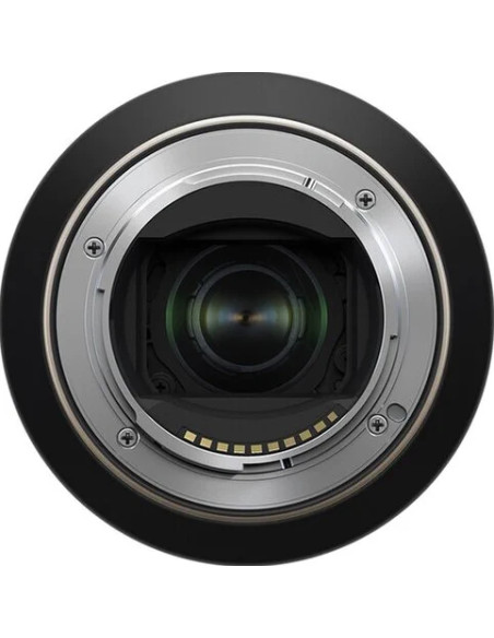 70-300mm f/4.5-6.3 Di III RXD Sony E-Mount