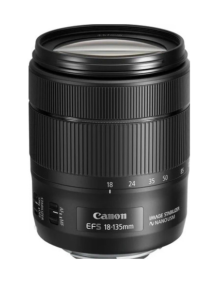 EF-S 18-135mm f/3.5-5.6 IS USM Nano