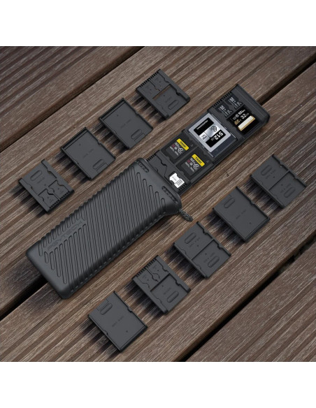 Lettore e custodia per schede di memoria CreateMate