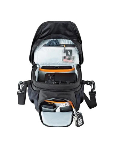 Borsa a spalla Lowepro Nova 140 Aw II nera