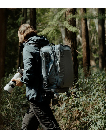 Roller Camera Backpack Space Black, 30L
