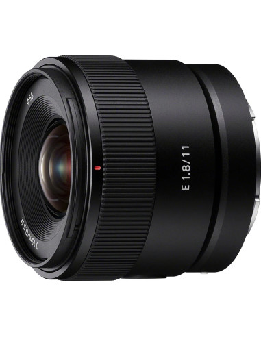 E 11mm f/1.8