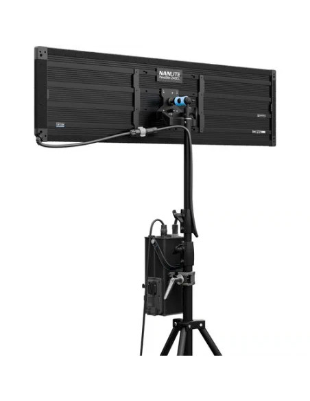 Pavoslim 240CL LED RGBWW PANEL