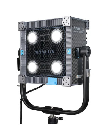 MATRIX 2500B LED BI-COLOR MULTI-SOURCE SPOT LIGHT WITH FLIGHT CASE