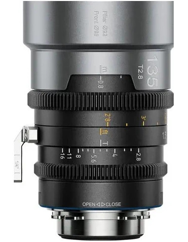 IronStar 135mm t/1.9 1.5X Anamorphic Blue Flare PL / EF