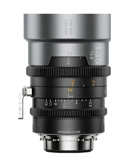 IronStar 135mm t/1.9 1.5X Anamorphic Neutral Flare PL / EF