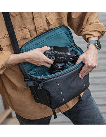 OneMo Sling 7L Space Black