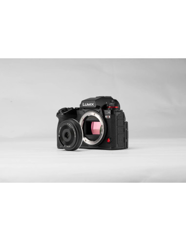 AF 28mm f/4.5 L-Mount