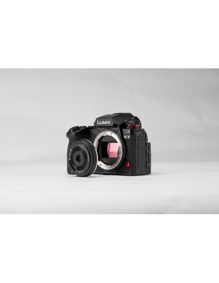 AF 28mm f/4.5 L-Mount