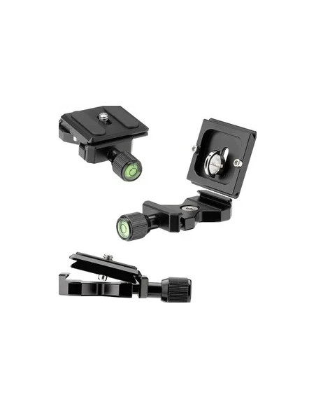 Compact Traveler No. 1 in Carbonio