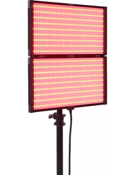 Pavoslim 240C LED RGBWW PANEL