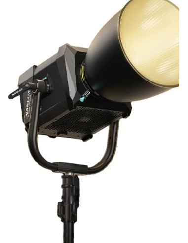 EVOKE 2400B Bi-Color con Trolley e Riflettore 45°
