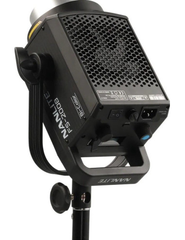 NANLITE FS-200B 2KIT WITH LIGHT STAND LS-150-5/8 AND NEW BAG - 2 LED