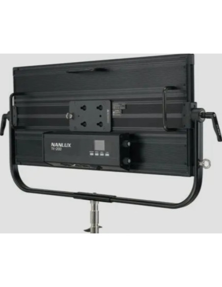 TK-200 Pannello Led Soft Daylight 240W con Barndoor