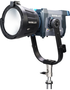 NANLUX - EVOKE 150C LED FULL-COLOR SPOT LIGHT 2