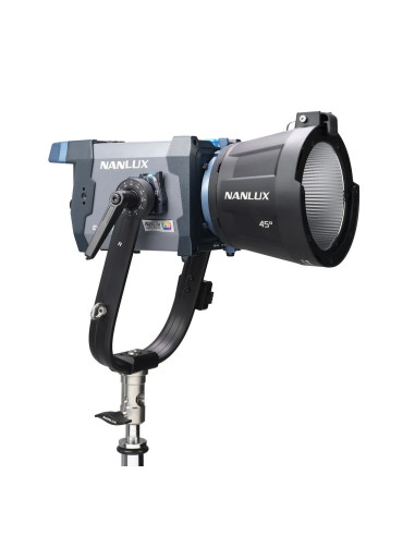 NANLUX - EVOKE 150C LED FULL-COLOR SPOT LIGHT