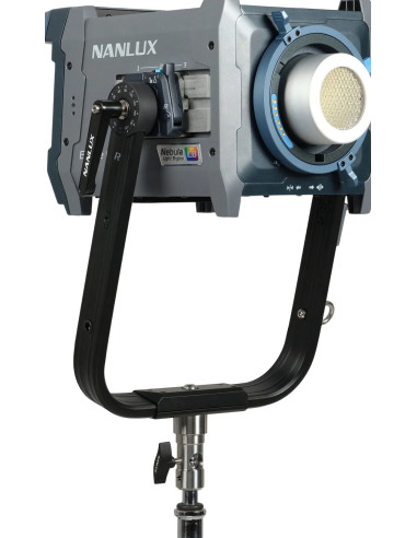 NANLUX - EVOKE 600C LED FULL-COLOR SPOT LIGHT WITH TROLLEY CASE
