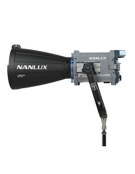 NANLUX - EVOKE 600C LED FULL-COLOR SPOT LIGHT WITH TROLLEY CASE