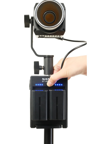 Battery grip BT-BG-V per batterie V-Mount con connettore DC per luce LED Forza 60