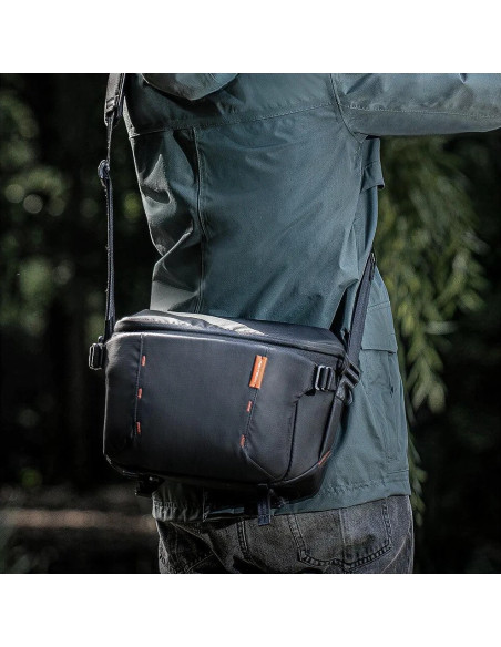 OneMo Sling 7L Space Black